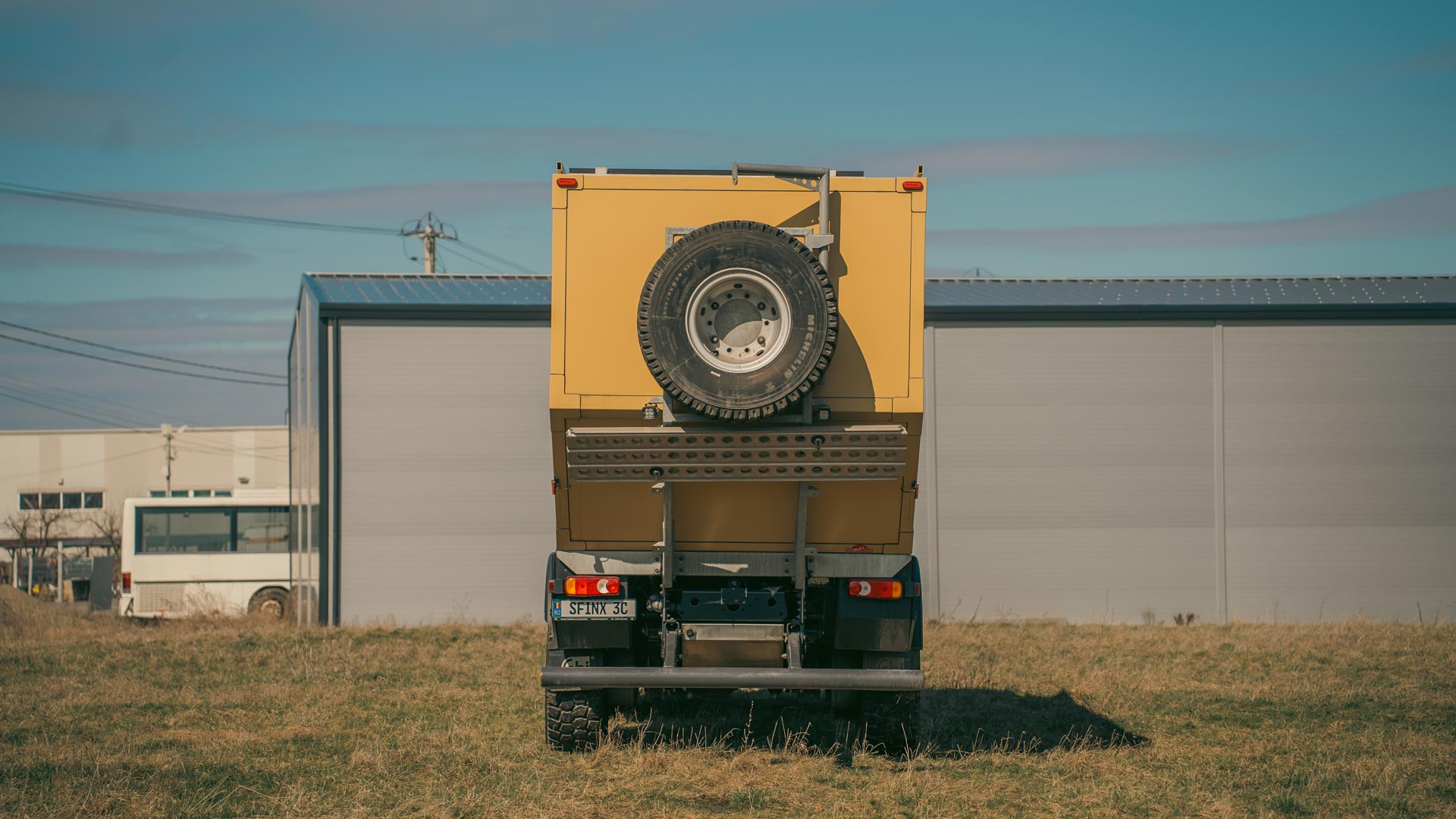 Iveco Eurocargo 4×4 – Expedition truck (4)
