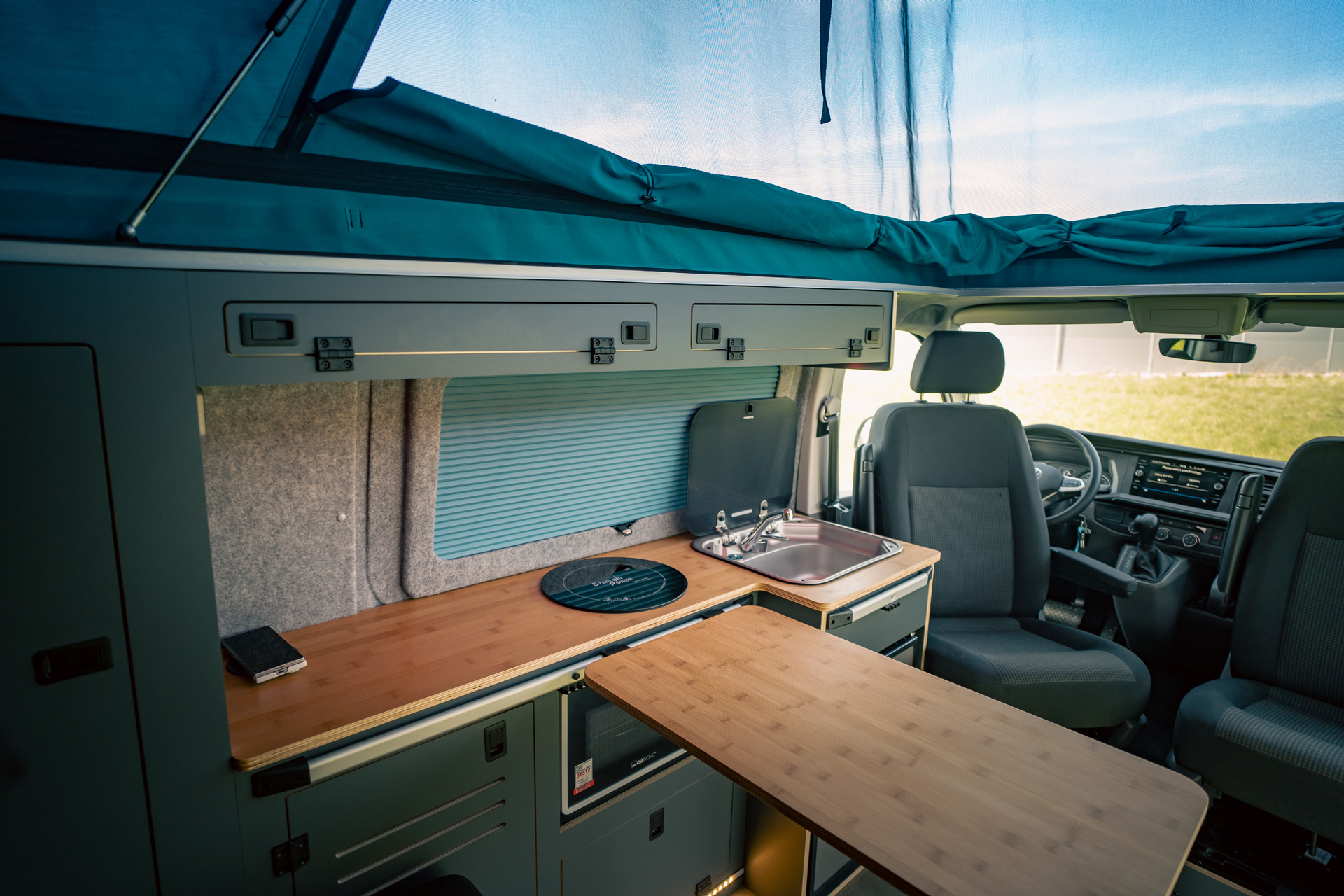VW Transporter 4Motion Campervan (11)