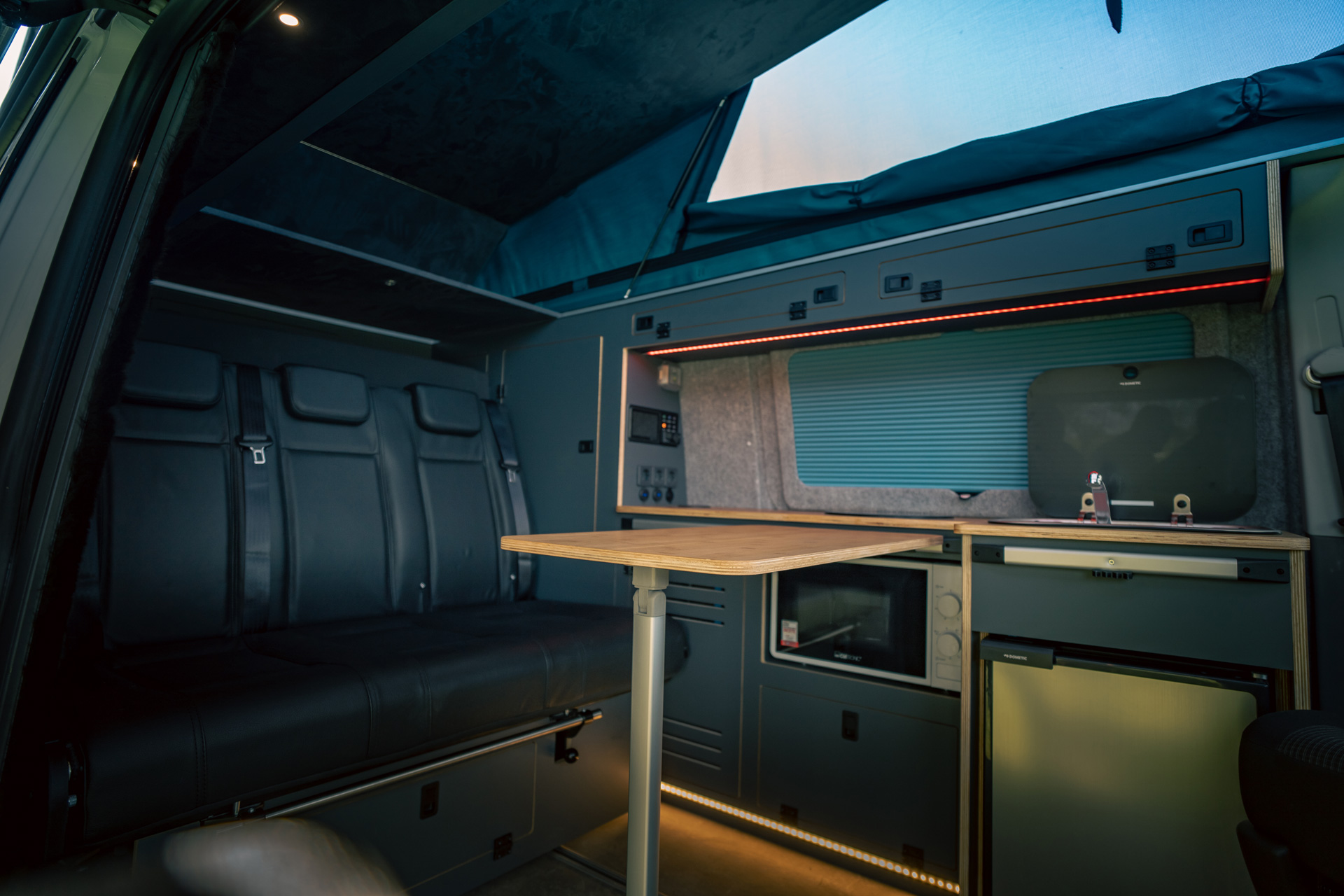 VW Transporter 4Motion Campervan (17)