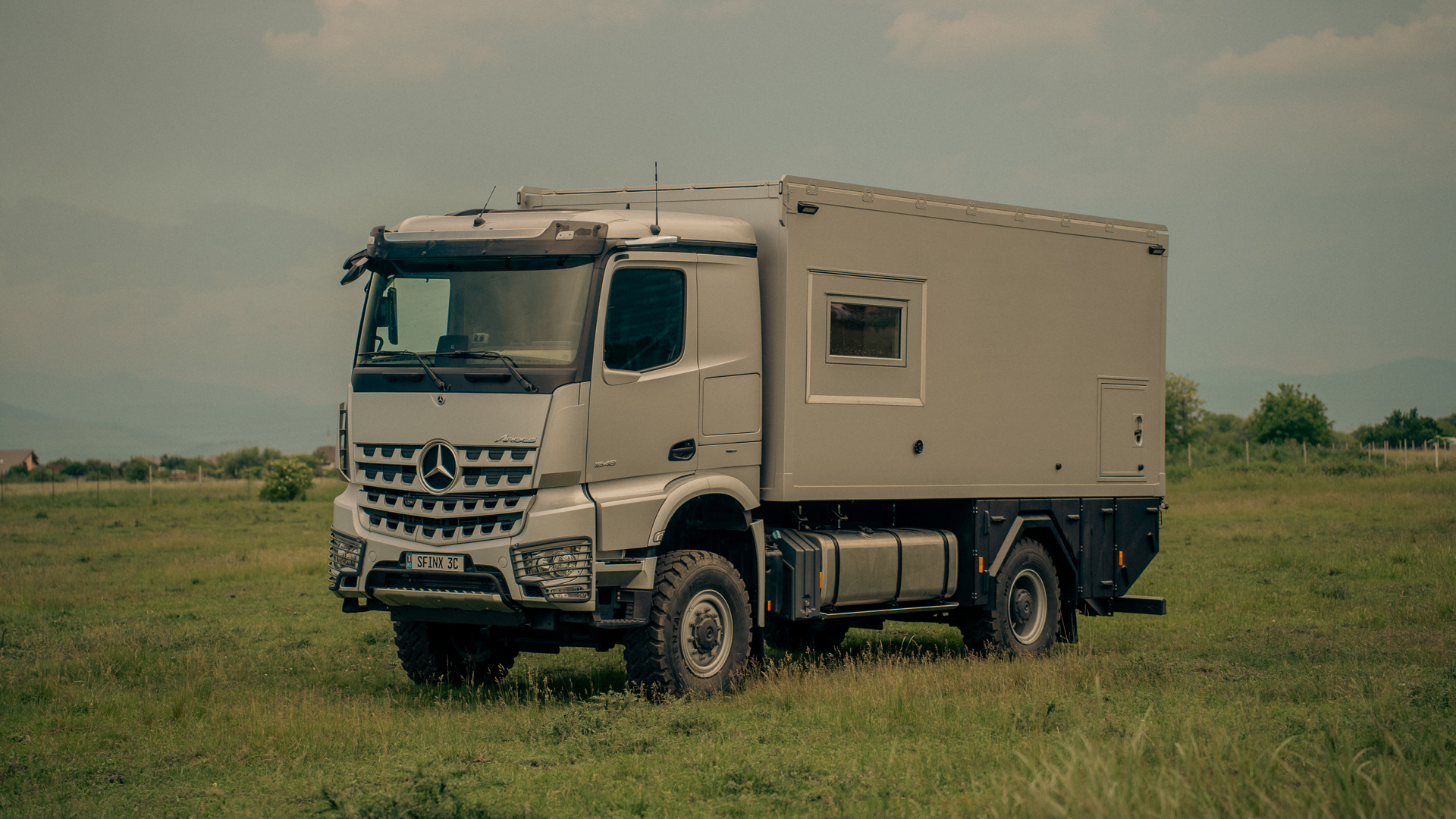 Mercedes Arocs – Camion de expeditie (10)