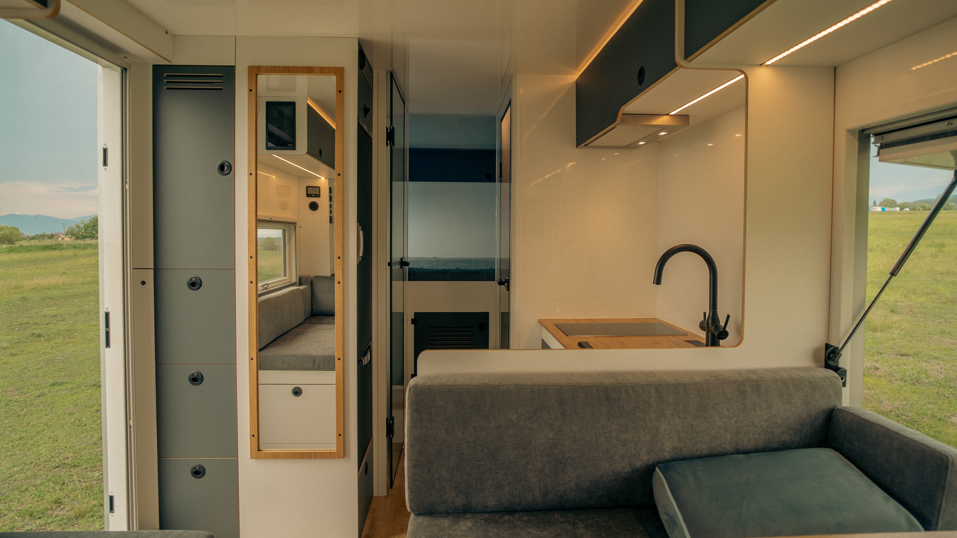 Mercedes Arocs – Camion de expeditie (11)