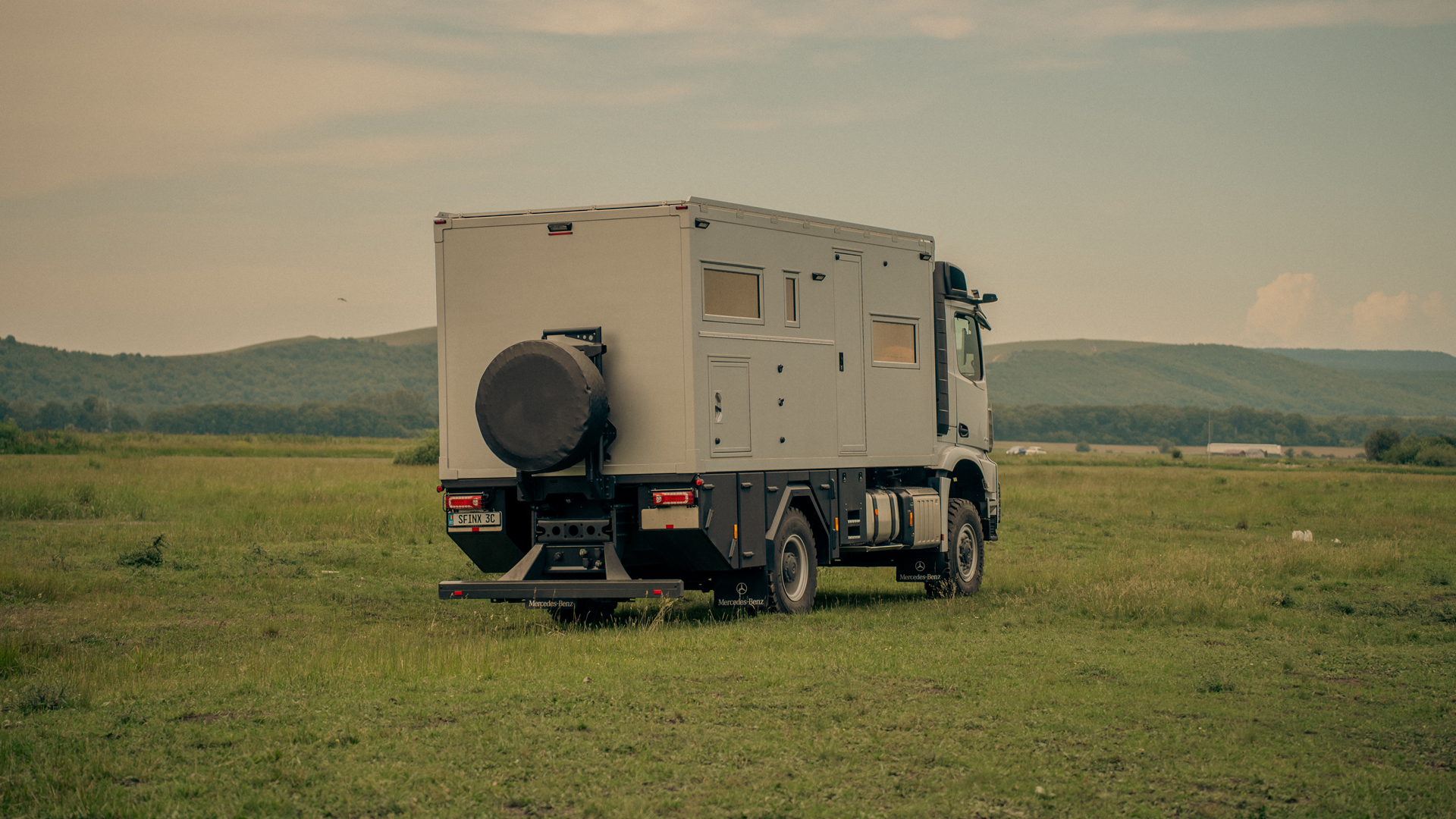 Mercedes Arocs – Camion de expeditie (23)