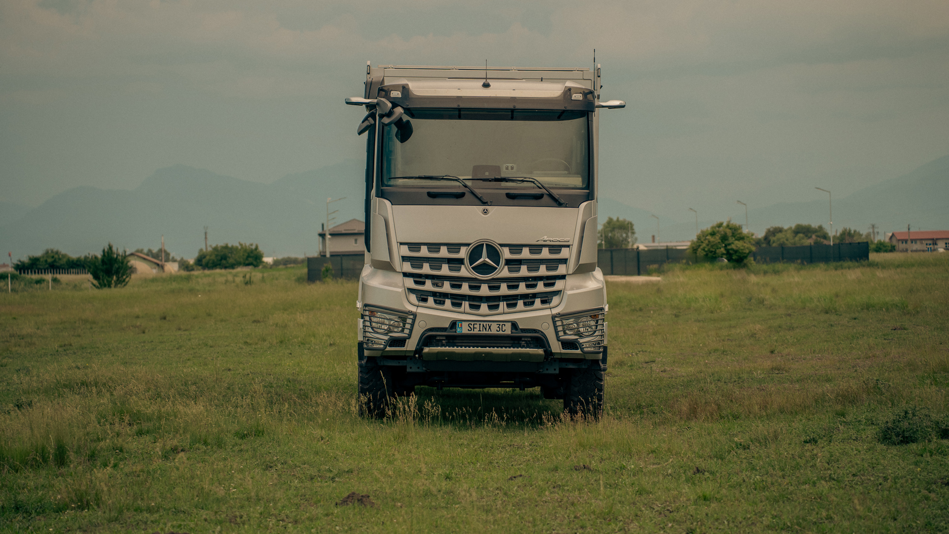 Mercedes Arocs – Camion de expeditie (7)