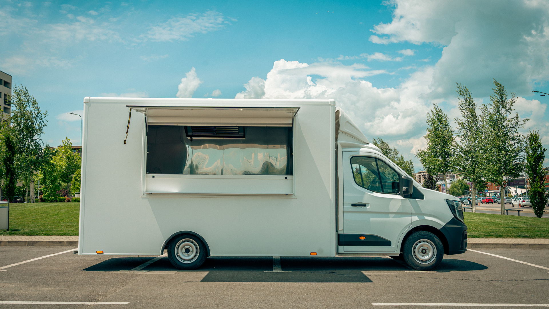 Foodtruck–bucatarie-mobila2
